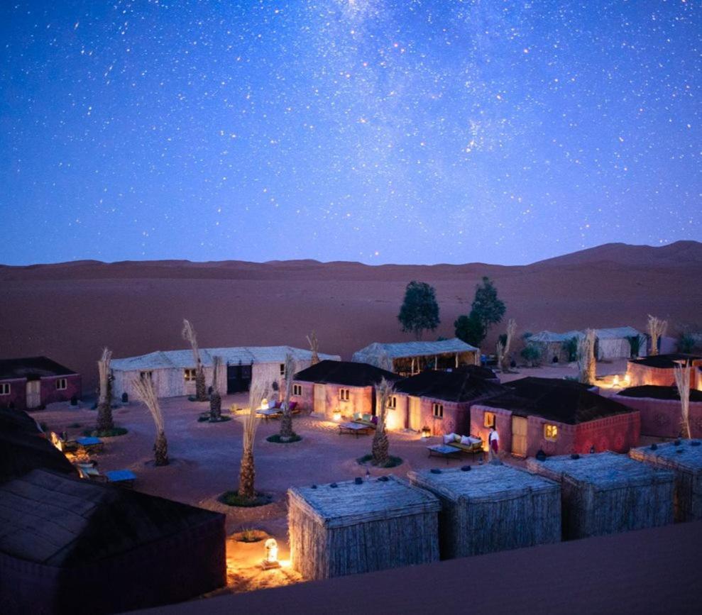 Ali & Sara'S Desert Palace Merzouga Exterior foto